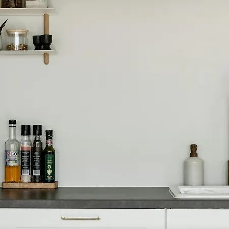 Enjoy Nature In A Thatched Annex From 1860 Tatil Evi *