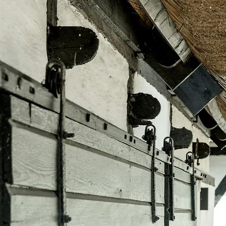 Enjoy Nature In A Thatched Annex From 1860 Tatil Evi Frorup